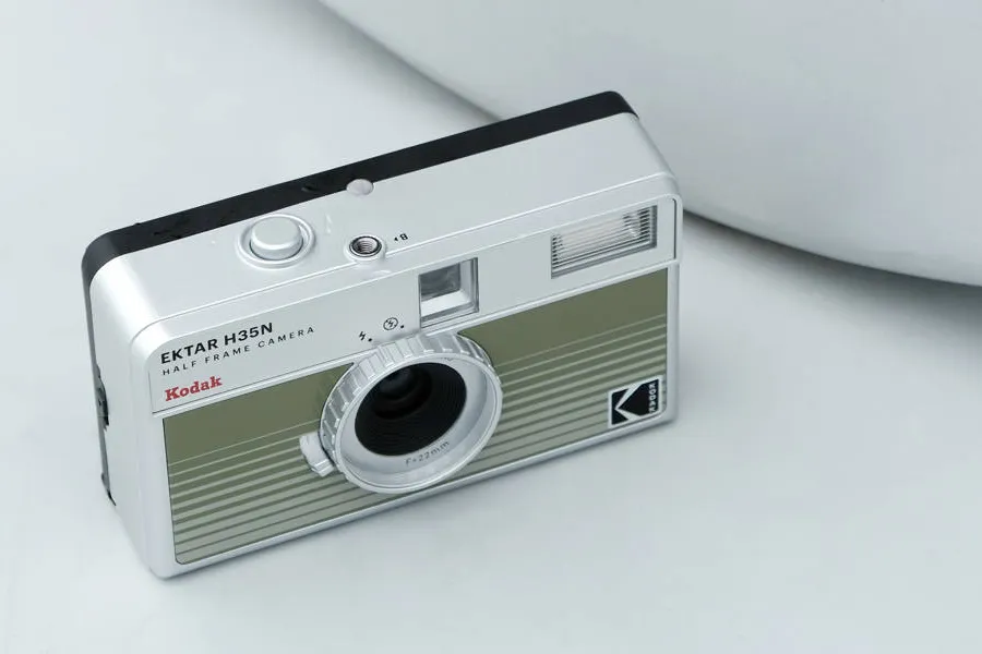 Aparat analogowy Kodak EKTAR H35N striped green